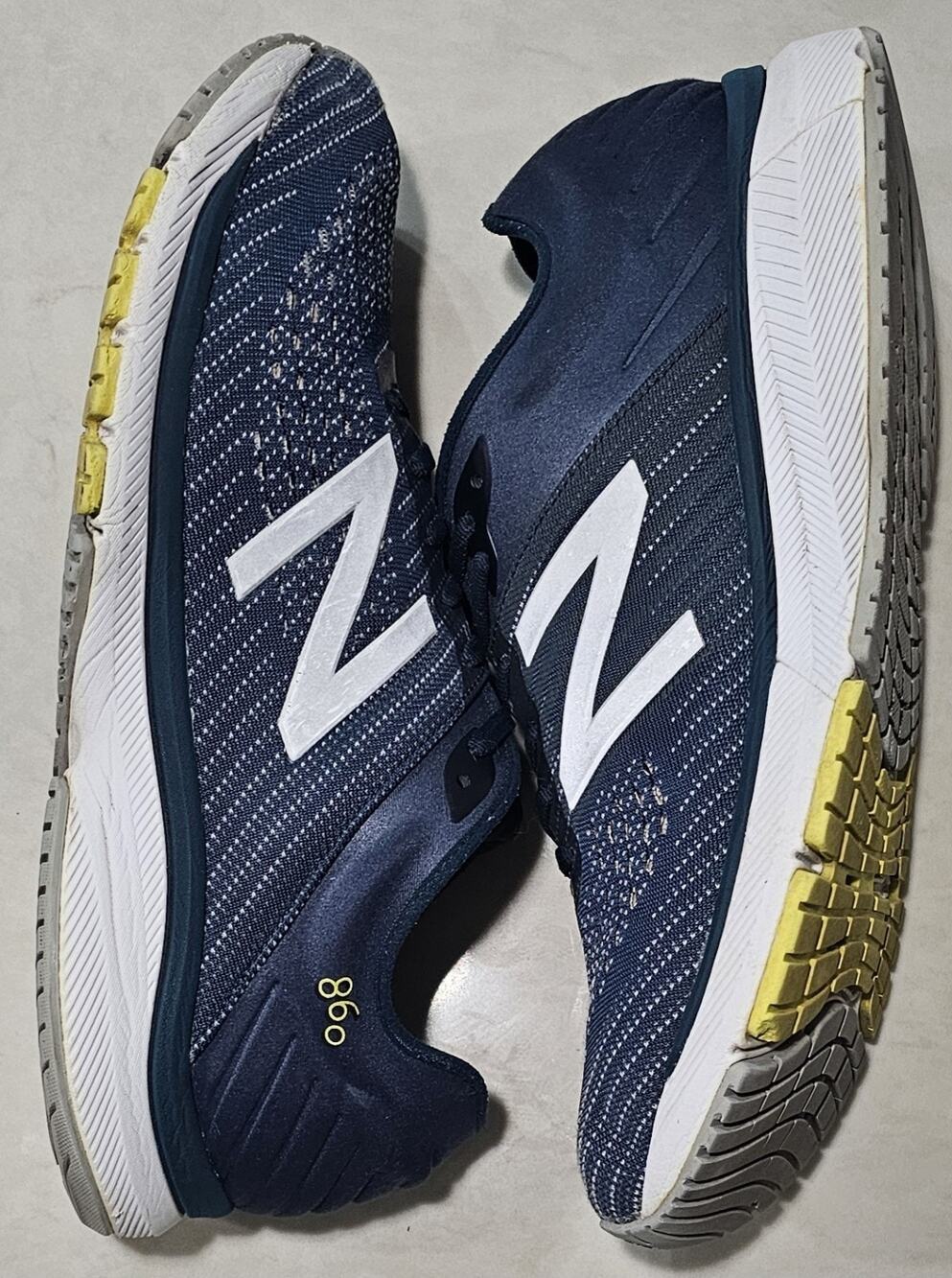 New Balance 860v10 Mens Running Shoes Navy Blue Size 13 2E Wide M860A10